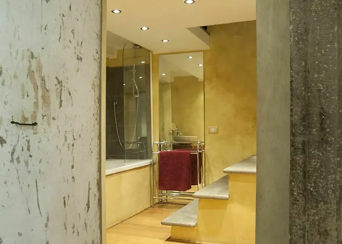 Magenta Collection Specchi Roma